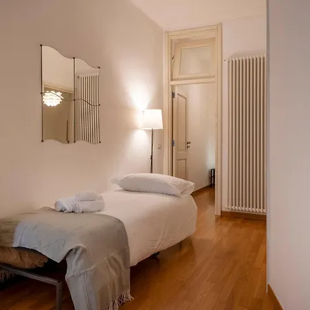Apartman Guesthost - Dimora Del Teatro Sightly *