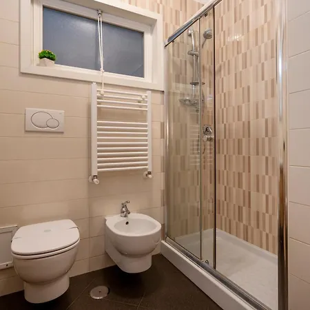 Guesthost - Dimora Del Teatro Sightly