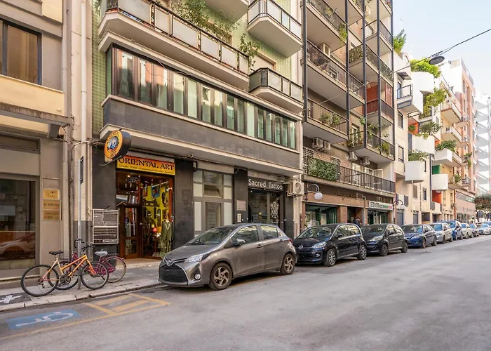 Guesthost - Dimora Del Teatro Sightly Апартаменты Бари