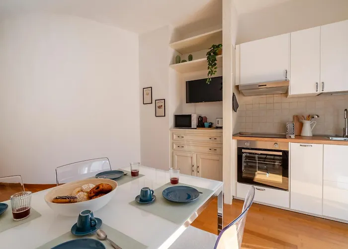 Guesthost - Dimora Del Teatro Sightly