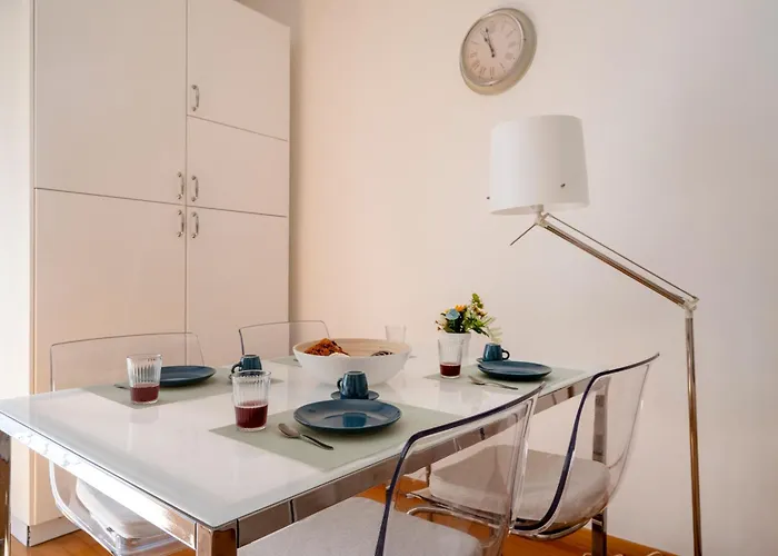 Guesthost - Dimora Del Teatro Sightly Апартаменты